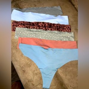 Lululemon Thongs 6 Pair